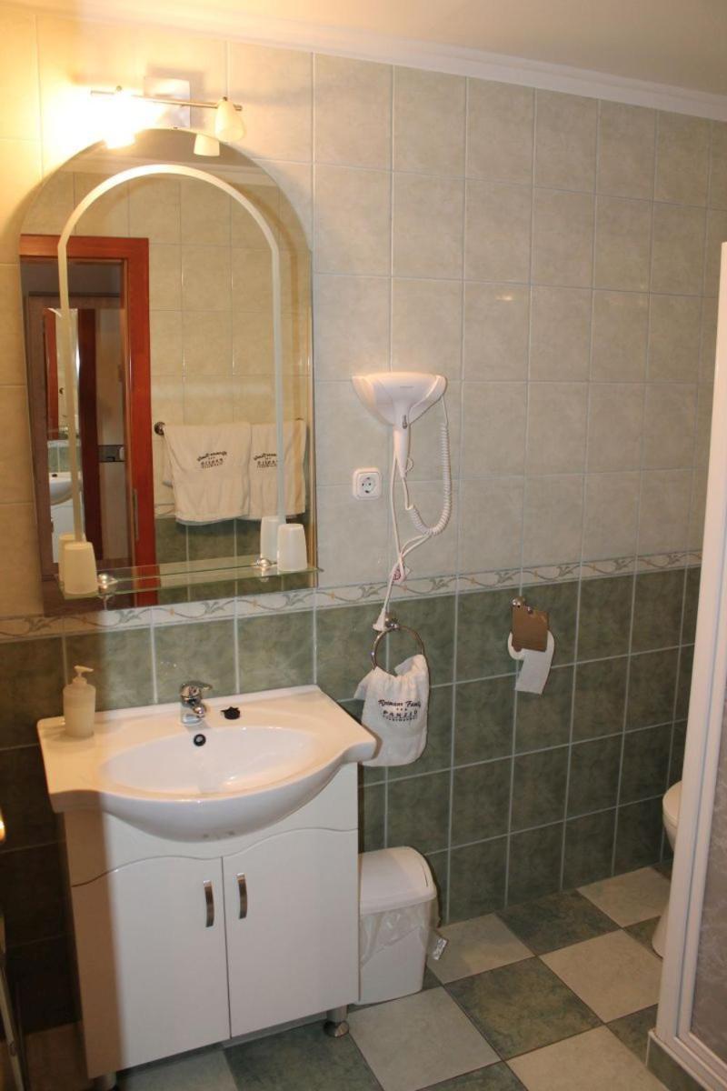 Rozmann Family Panzio & Apartmanhaz Sárvár Esterno foto